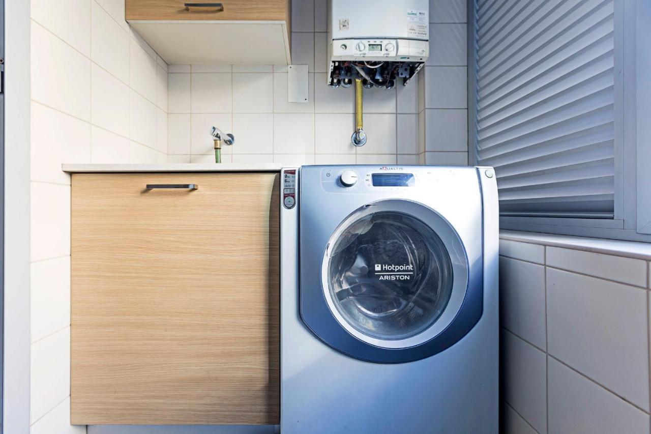 2Br Flat By Metro W/ Free Parking By Lovelystay บีลาโนวาเดกายา ภายนอก รูปภาพ